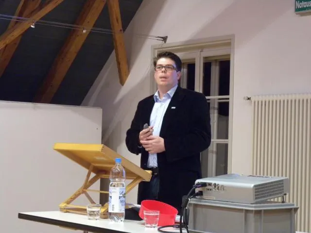 Stefan Gerber/Impulsabend 2013 (Foto: Renate Riesen) Stefan Gerber/Impulsabend 2013 (Foto: Renate Riesen)