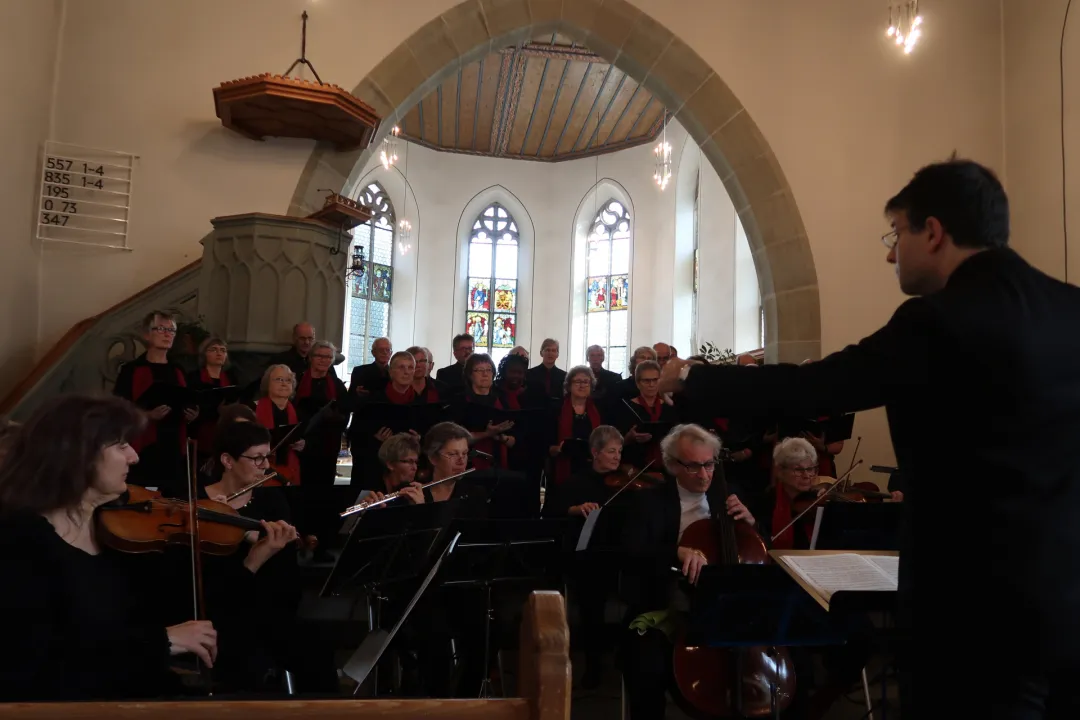 Bezirksfestgottesdienst 2019 (Foto: Renate Riesen) Bezirksfestgottesdienst 2019 (Foto: Renate Riesen)